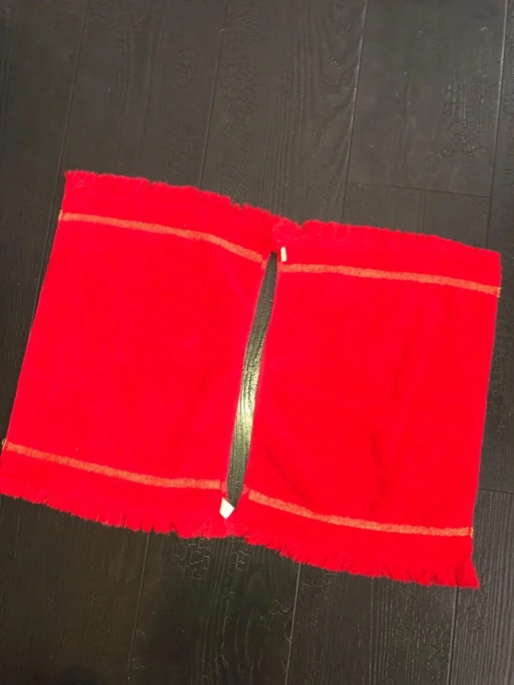 Vintage Callaway Luxury Hand Towel Set Of 2 Fringe Red Gold Stitching VTG